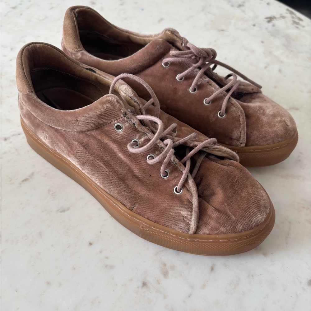 Anthropologie KMB Velvet Sneakers sz 37